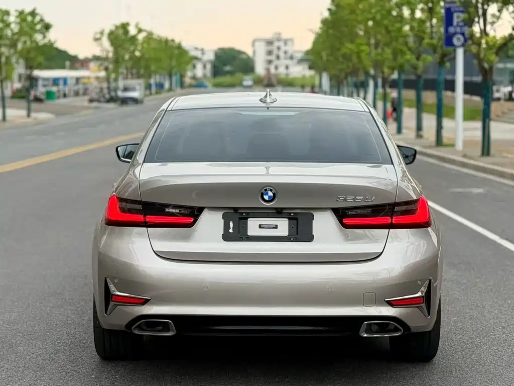 BMW 3 Series — миниатюра 8