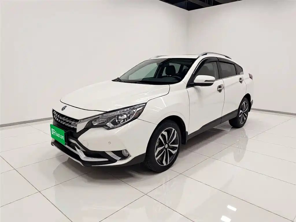 Venucia T90 2017 2.0L CVT Smart Fashion Edition