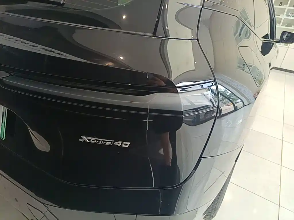 BMW iX — миниатюра 8