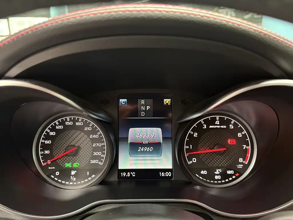 MERCEDES-BENZ GLC AMG