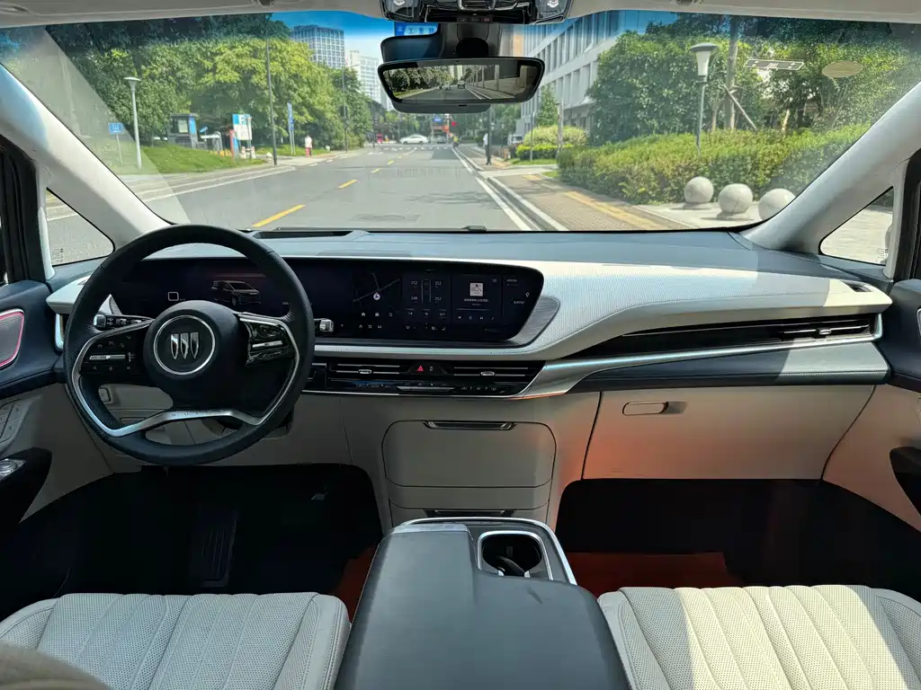 Buick Century — миниатюра 8