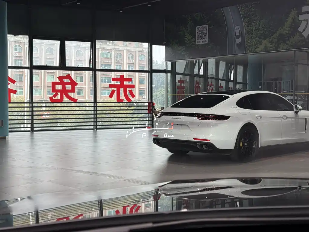 MERCEDES-BENZ GLC AMG