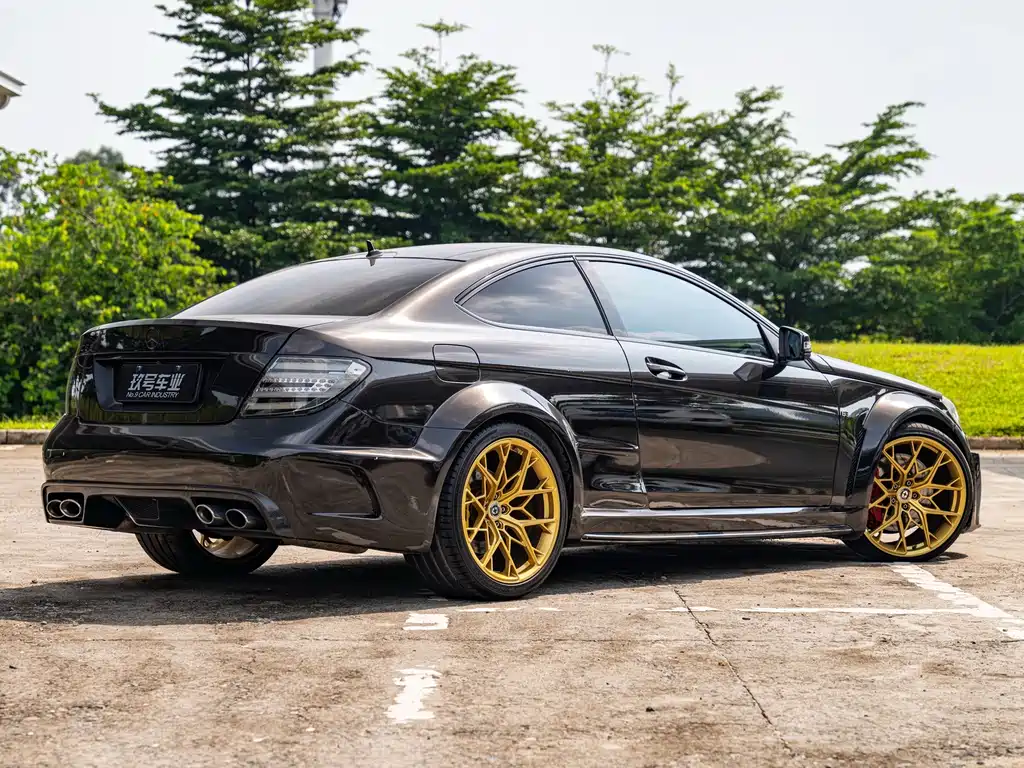 Mercedes-Benz C-Class AMG — миниатюра 3