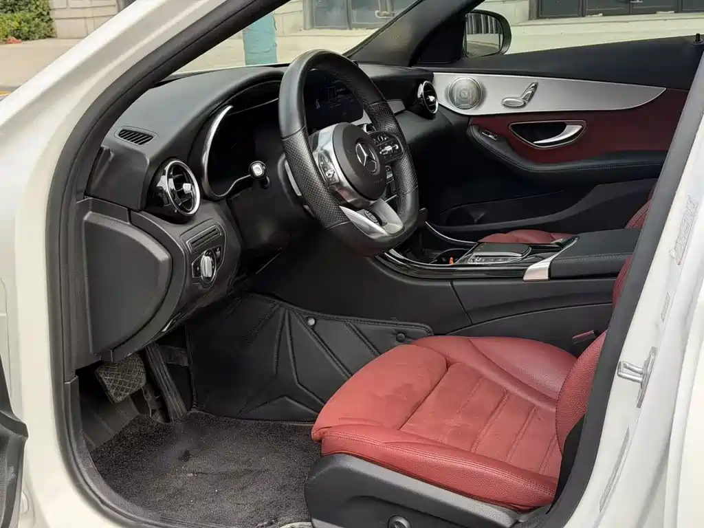 MERCEDES-BENZ C CLASS