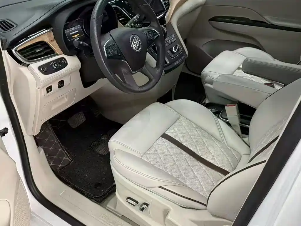 Buick GL8 — миниатюра 3