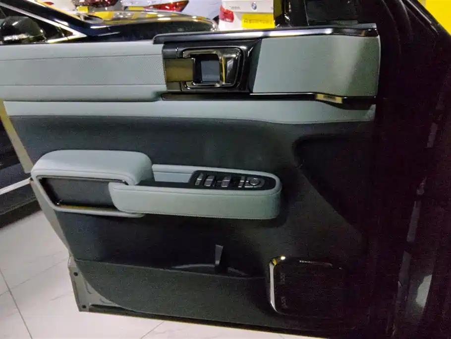 FANG CHENG BAO LEOPARD 5