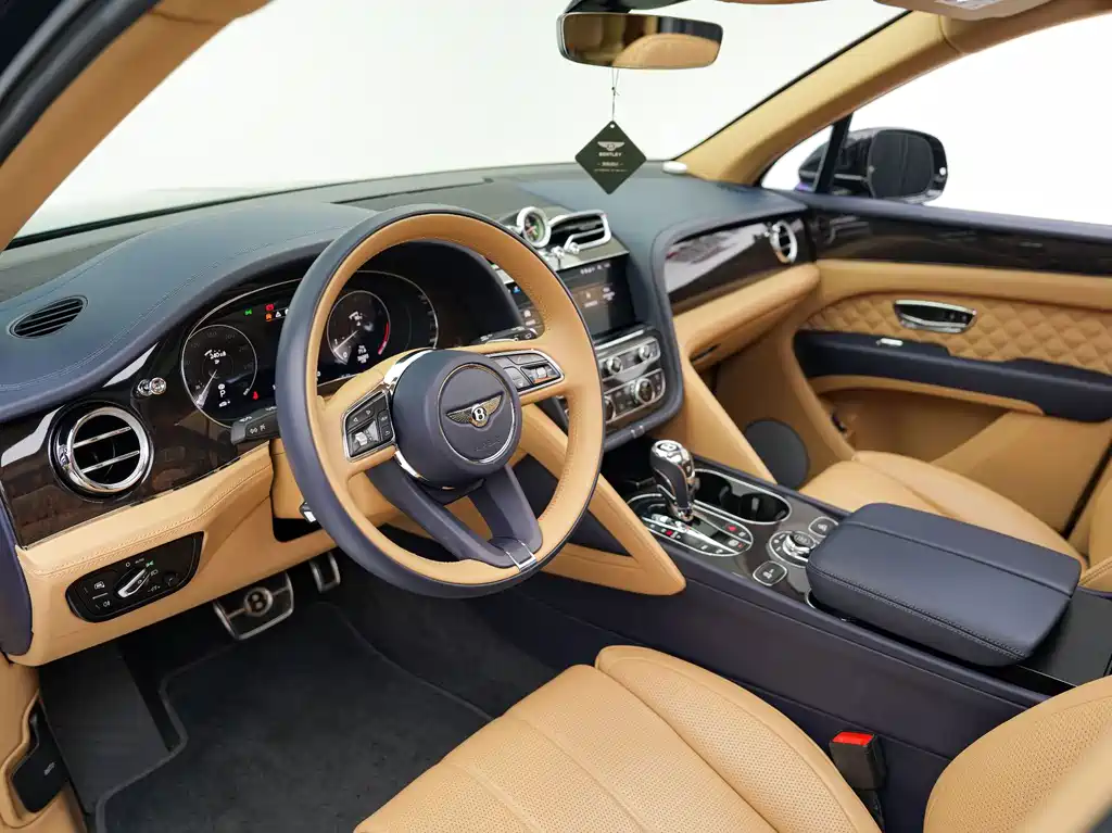 Bentley Bentayga — миниатюра 10