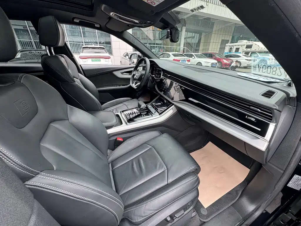 Audi Q8 2019 55 TFSI
