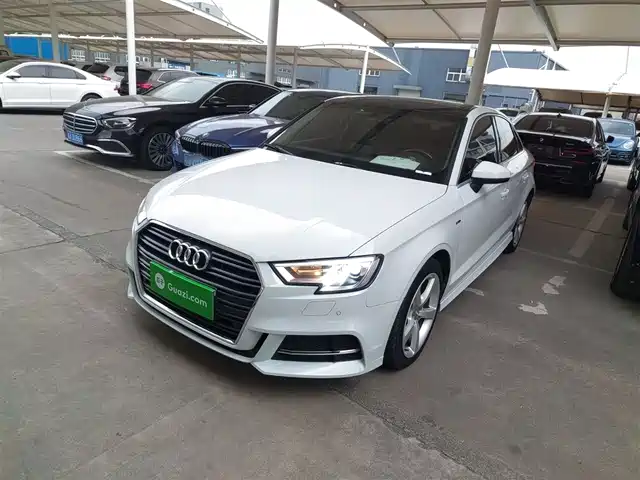 AUDI A3 2017