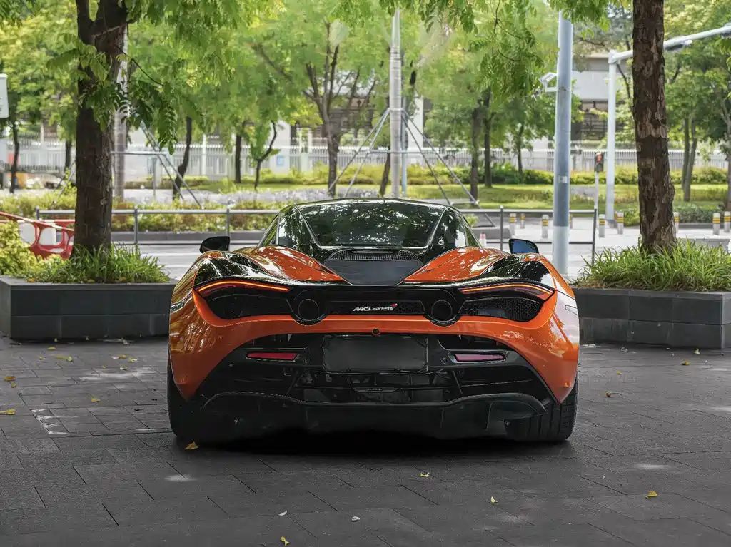 McLaren 720S — миниатюра 2