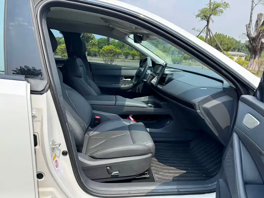 Changan Deepal DARK BLUE SL03