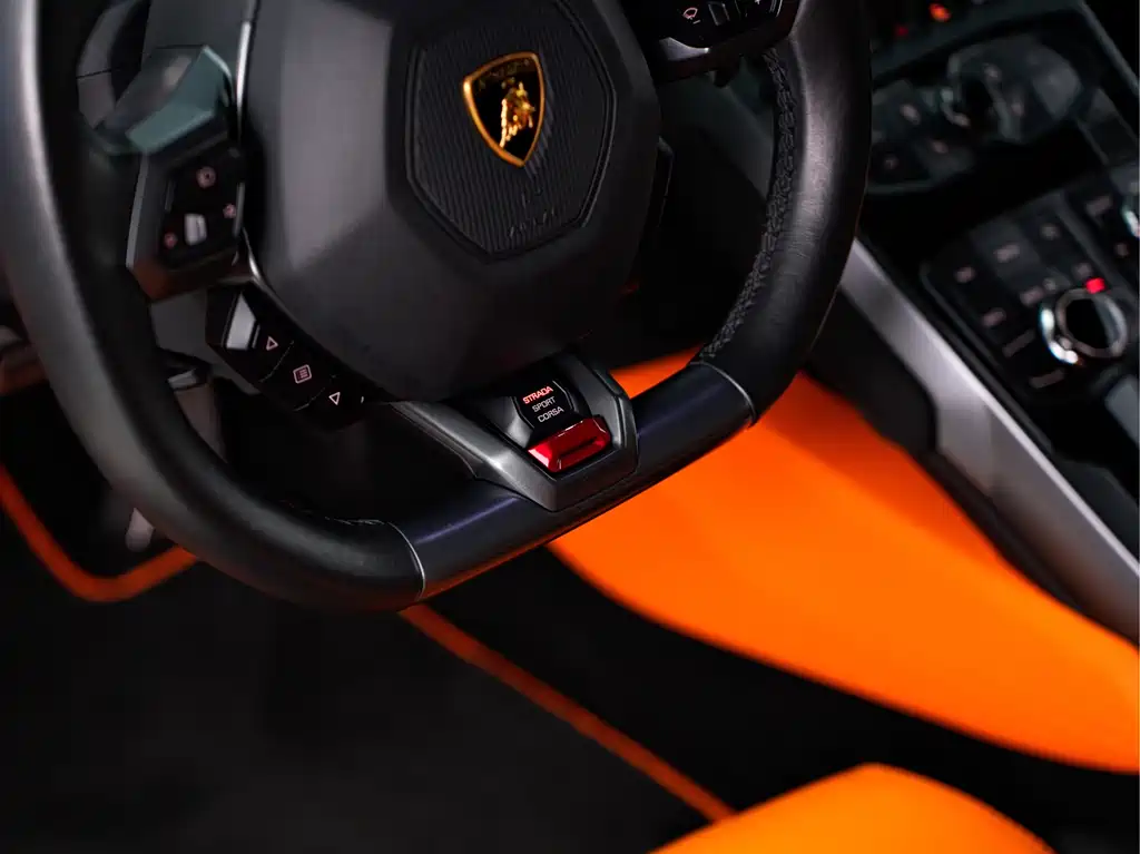 LAMBORGHINI HURACÁN