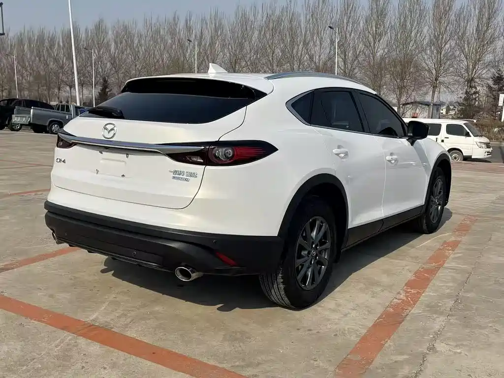 MAZDA CX 4