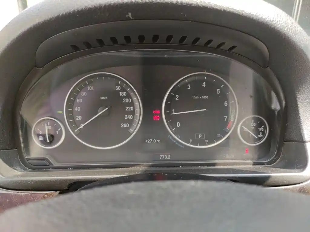 BMW 5 Series — миниатюра 4
