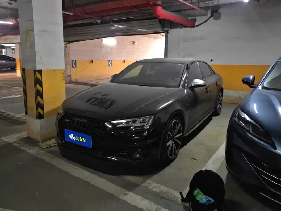 Audi S4
