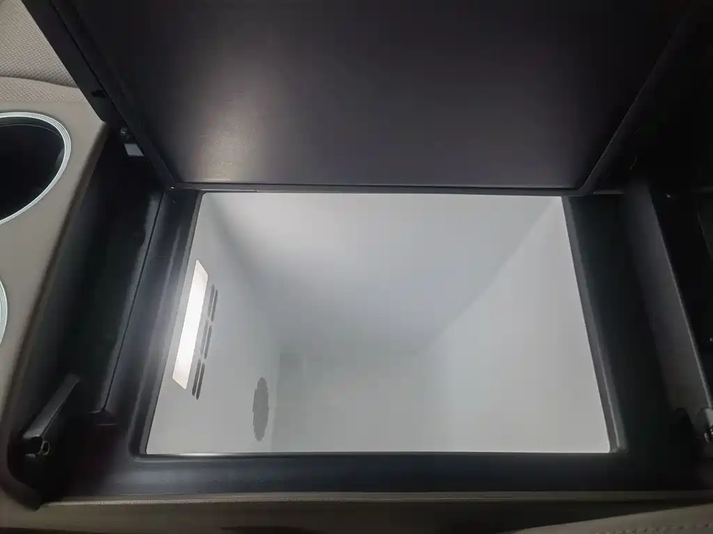 AITO WISDOM WORLD R7