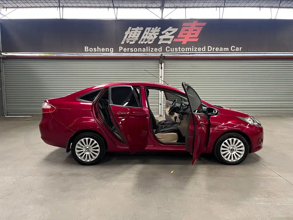 Ford Fiesta Sedan 1.5L Auto Fashion Type, фото 8