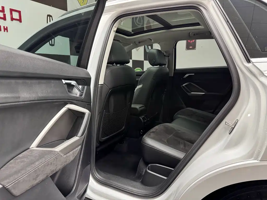 Audi Q3 2022 35 TFSI Fashion