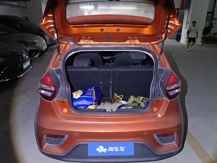 Geely Vision X1 — миниатюра 4