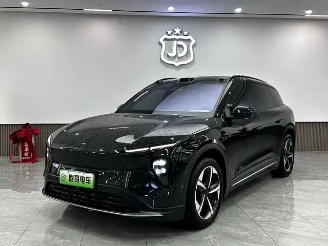 2024 Nio ES6