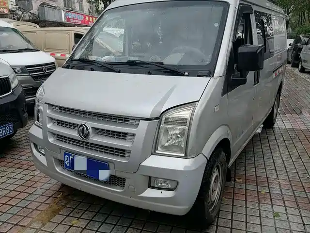DONGFENG  C35