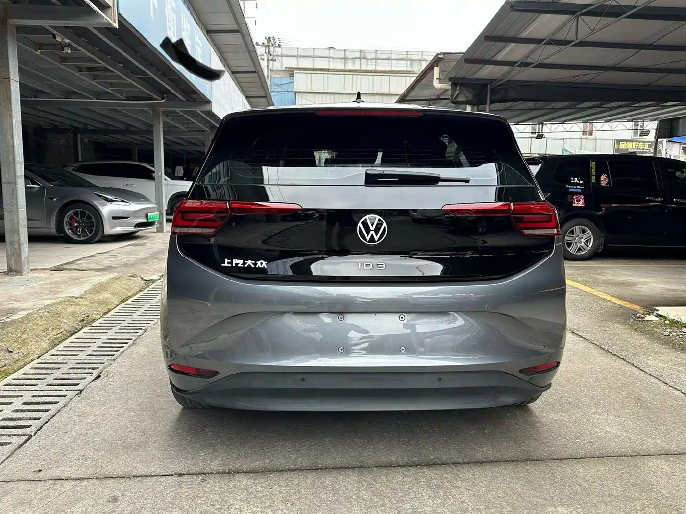 Volkswagen ID.3 2023 Silver/gray из Китая, фото 4
