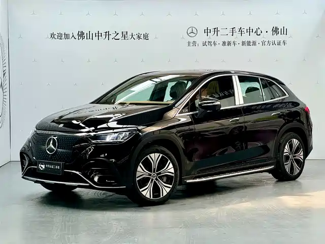 MERCEDES-BENZ EQE SUV 2025