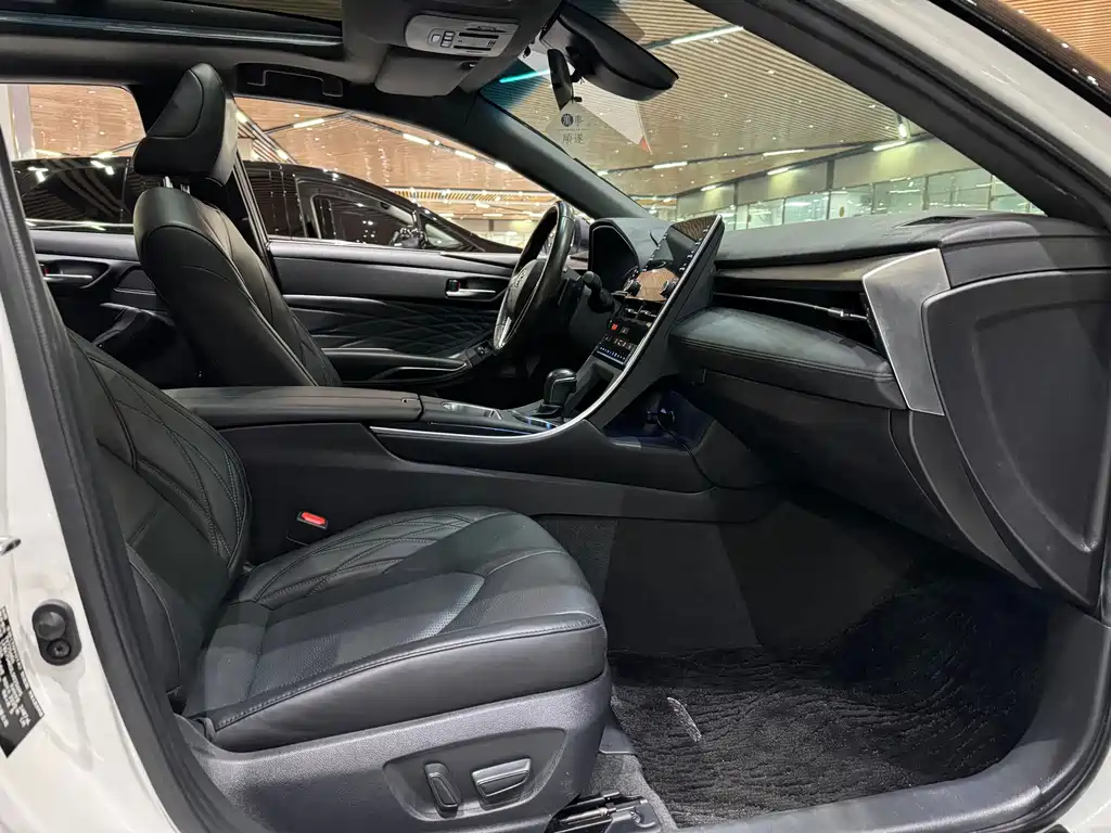 Toyota Avalon 2.5L Touring Premium Edition China VI, фото 8