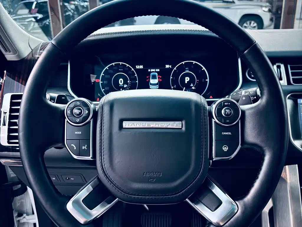 Land Rover Range Rover 2017 3.0 SC V6 Vogue Long Wheelbase
