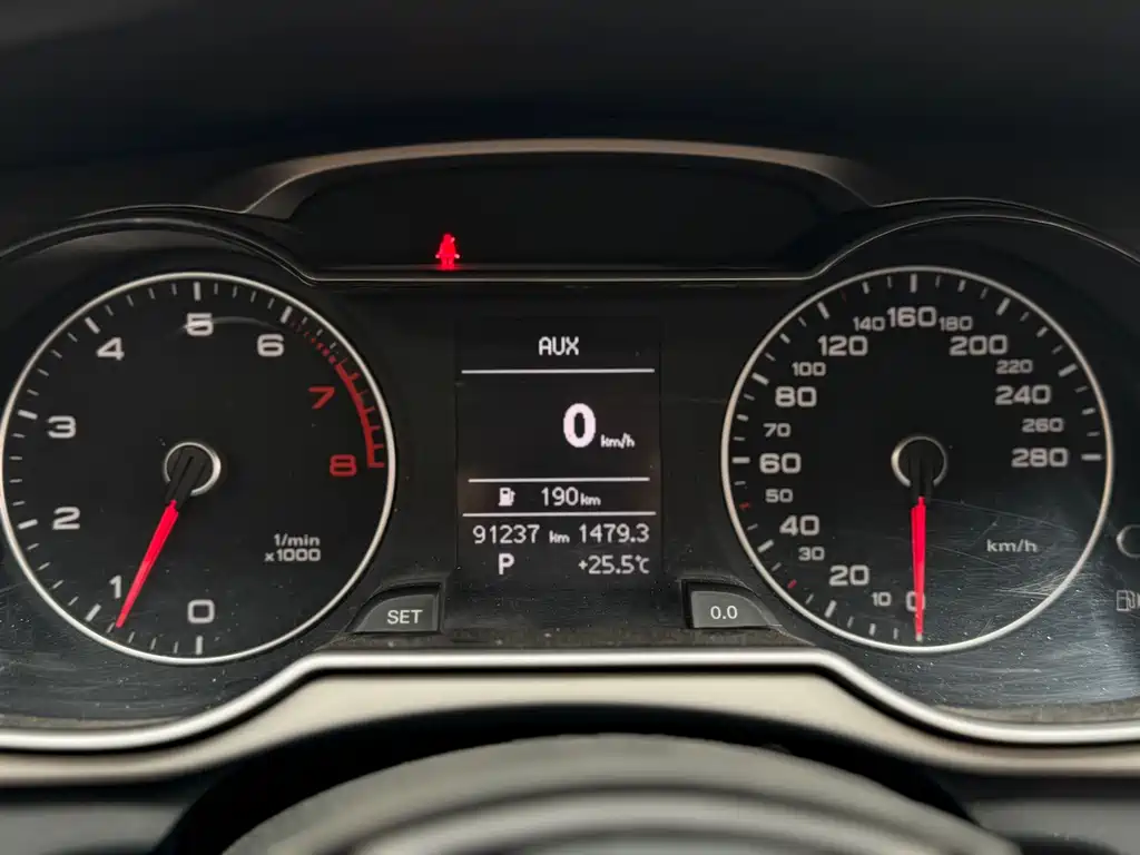 Audi A4L 2015 35 TFSI AT