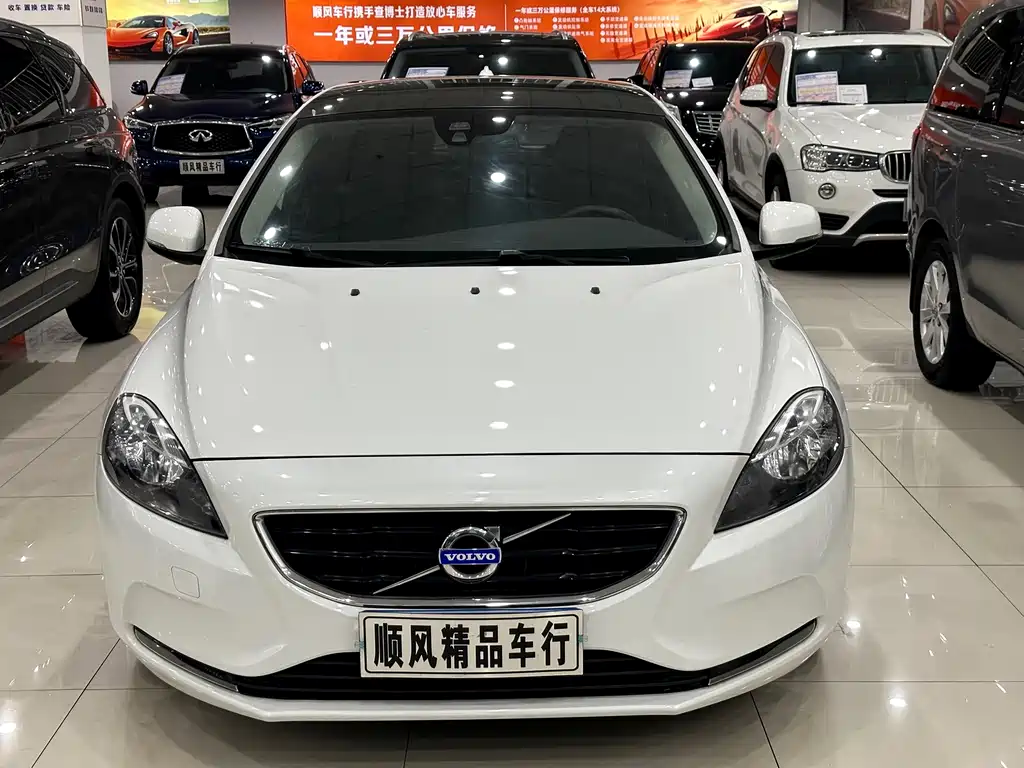 Volvo V40 — миниатюра 30