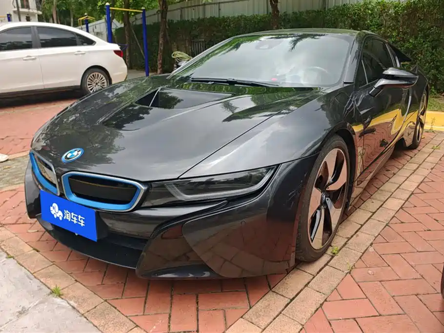 BMW i8 2016