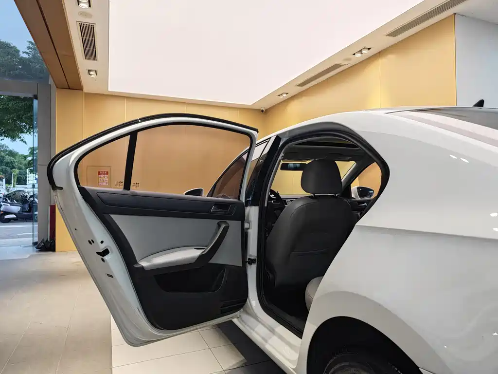 Skoda Rapid — фотографии объявления, Фото 20