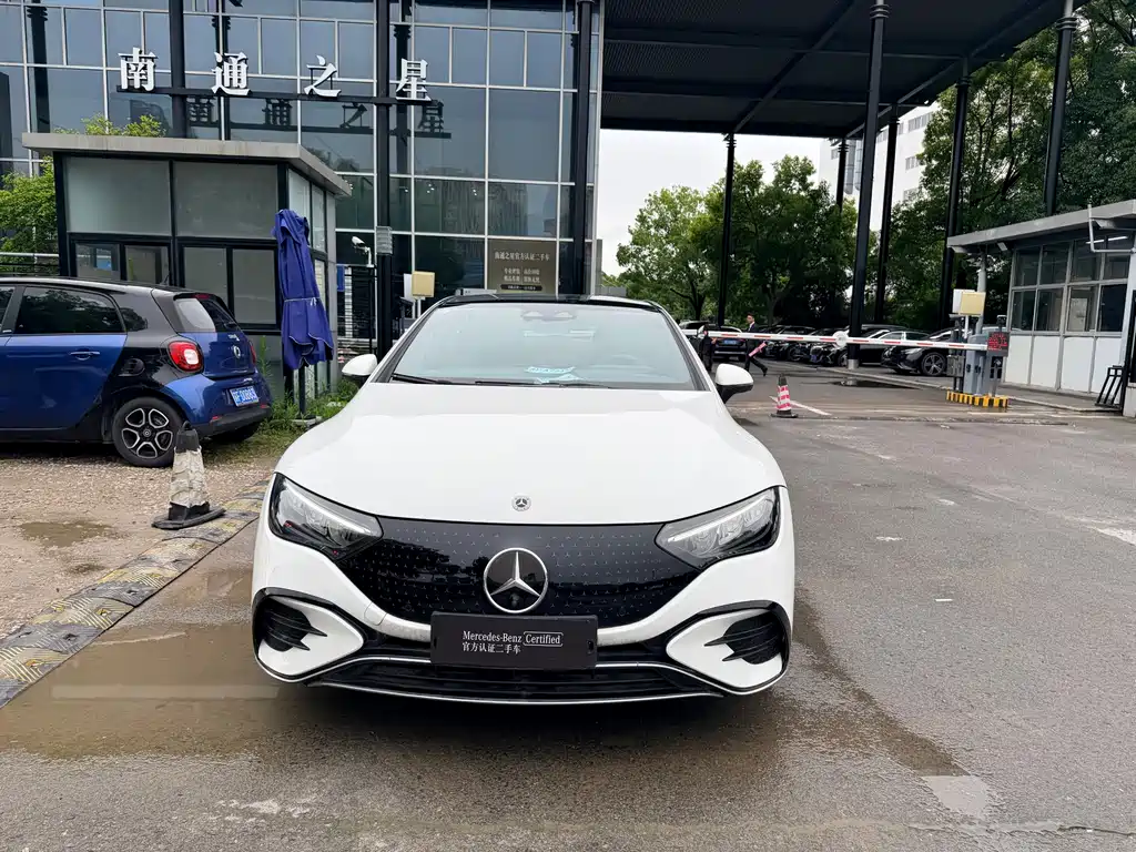 Mercedes-Benz EQE 2025 500 4MATIC Luxury