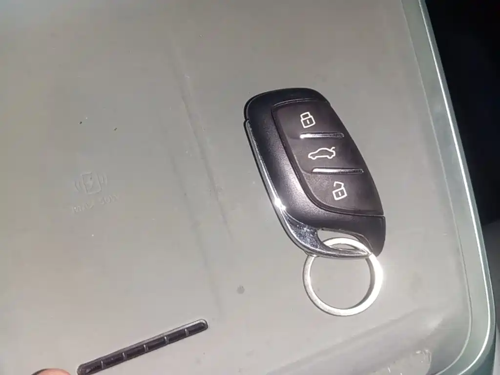 Roewe Young Wai D6 — миниатюра 9