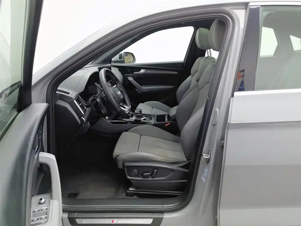 Audi Q5L Sportback 2021 45 TFSI Luxury