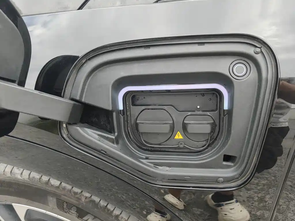 Cadillac IQ — миниатюра 14