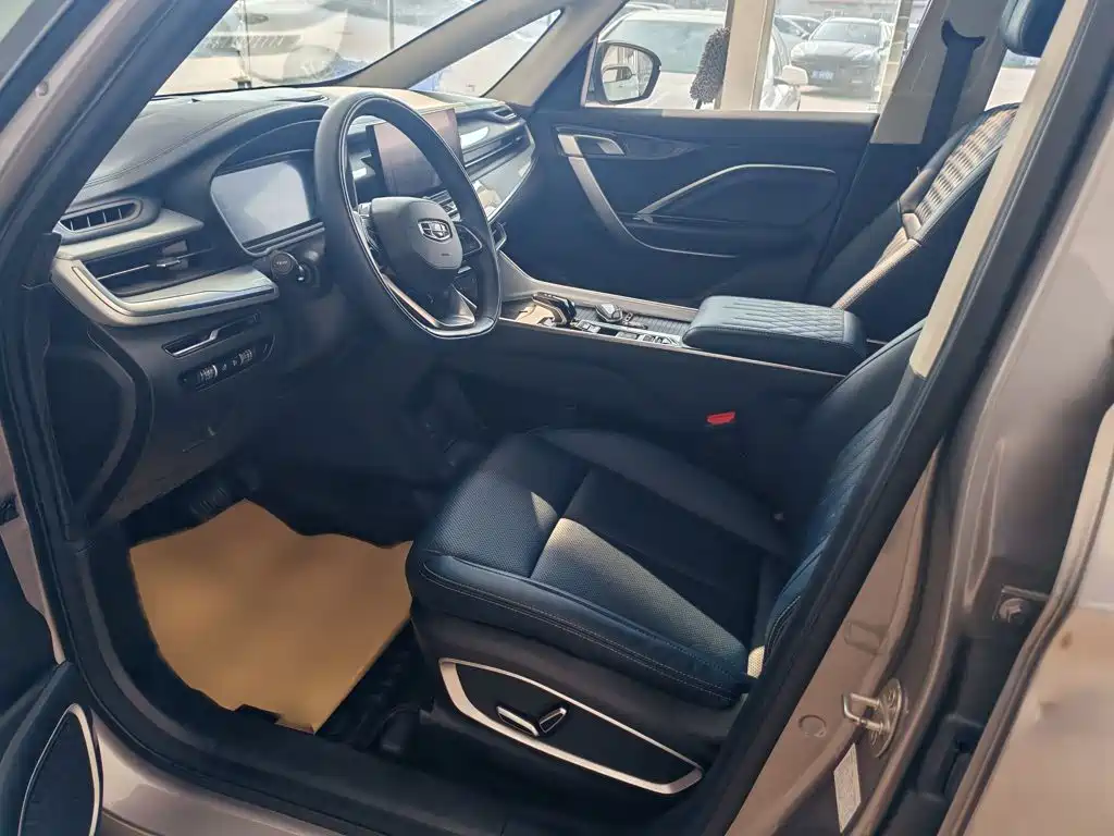 Geely Jia Ji — миниатюра 5
