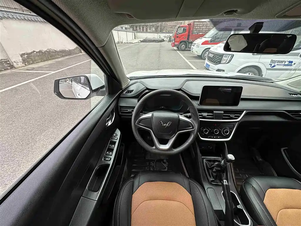 WULING WULING HONGGUANG S3