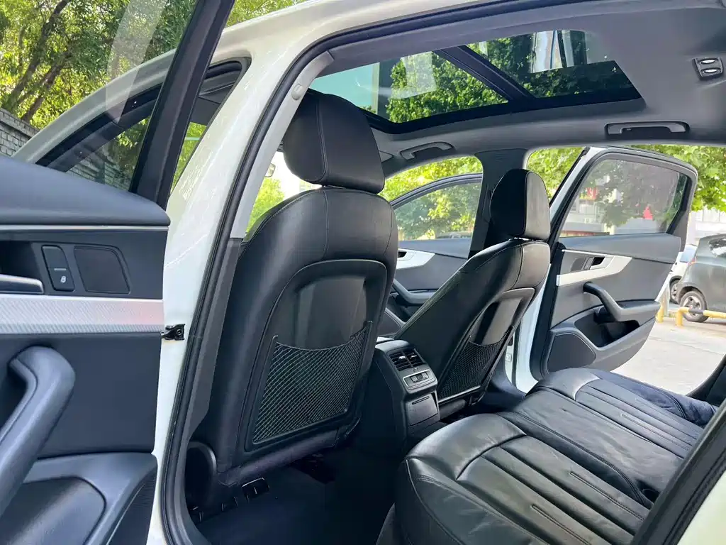 Audi A4L 2017 Plus 40 TFSI Fashion