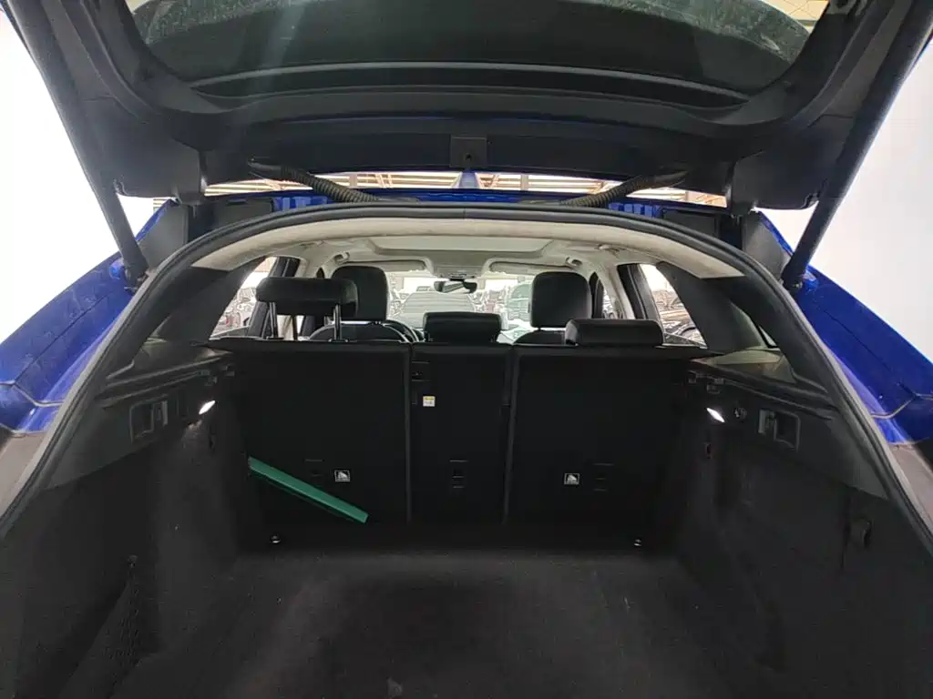 Jaguar F-PACE — миниатюра 15