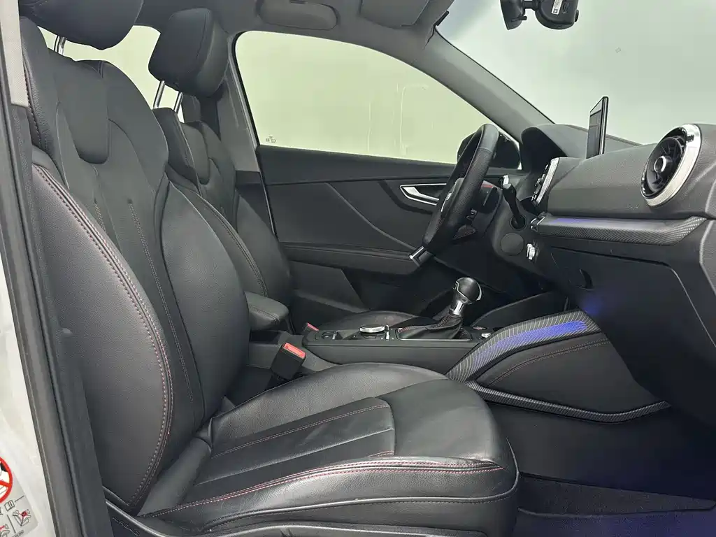 Audi Q2L 2022 35 TFSI