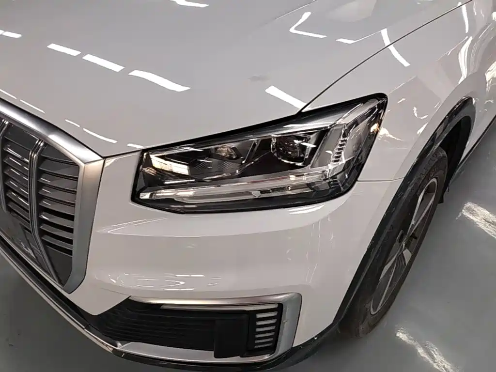 Audi Q2L e-tron — миниатюра 24