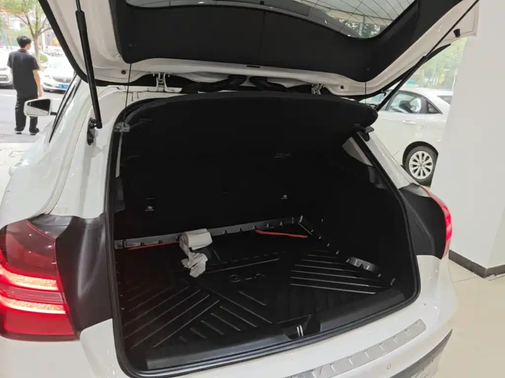 Mercedes-Benz GLA — миниатюра 19