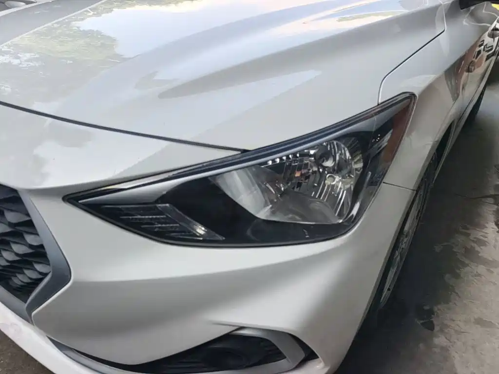 Hyundai Elantra — миниатюра 24