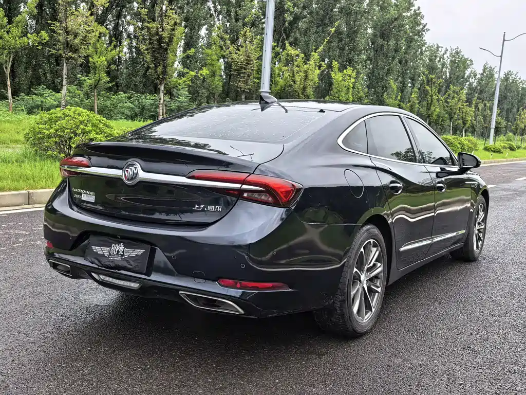 Buick LaCrosse — миниатюра 22
