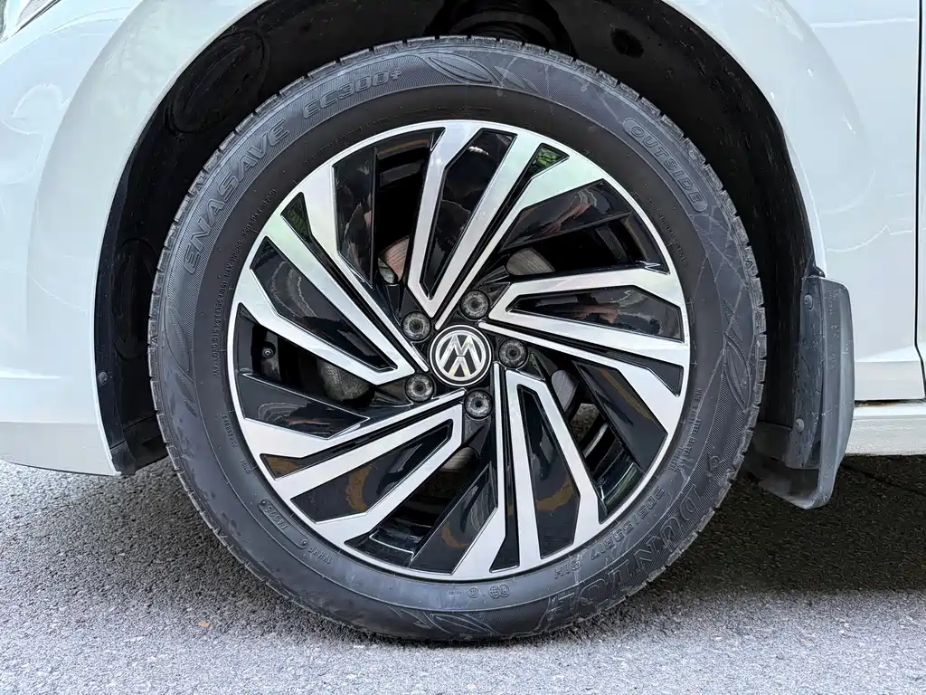 Volkswagen Sagitar — миниатюра 20