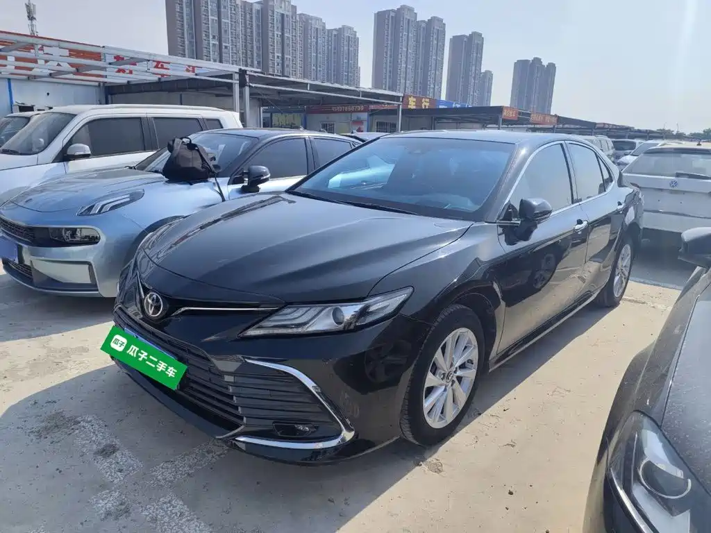 Toyota Camry 2021 2.0G Luxury Edition