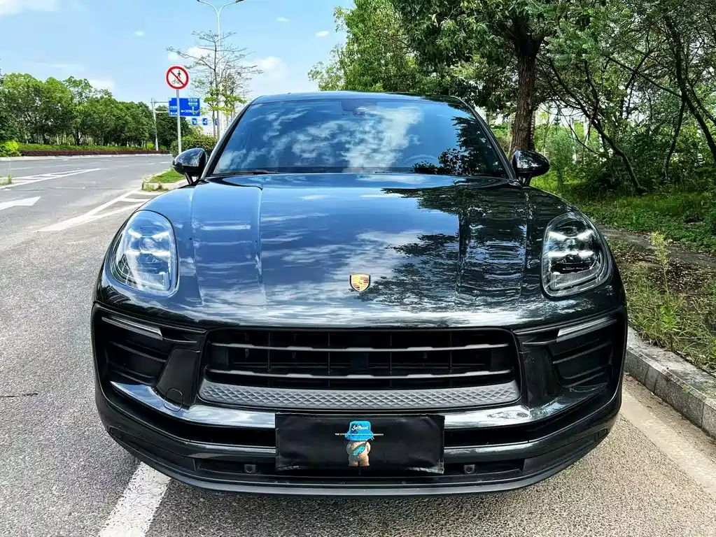 Porsche Macan — миниатюра 2