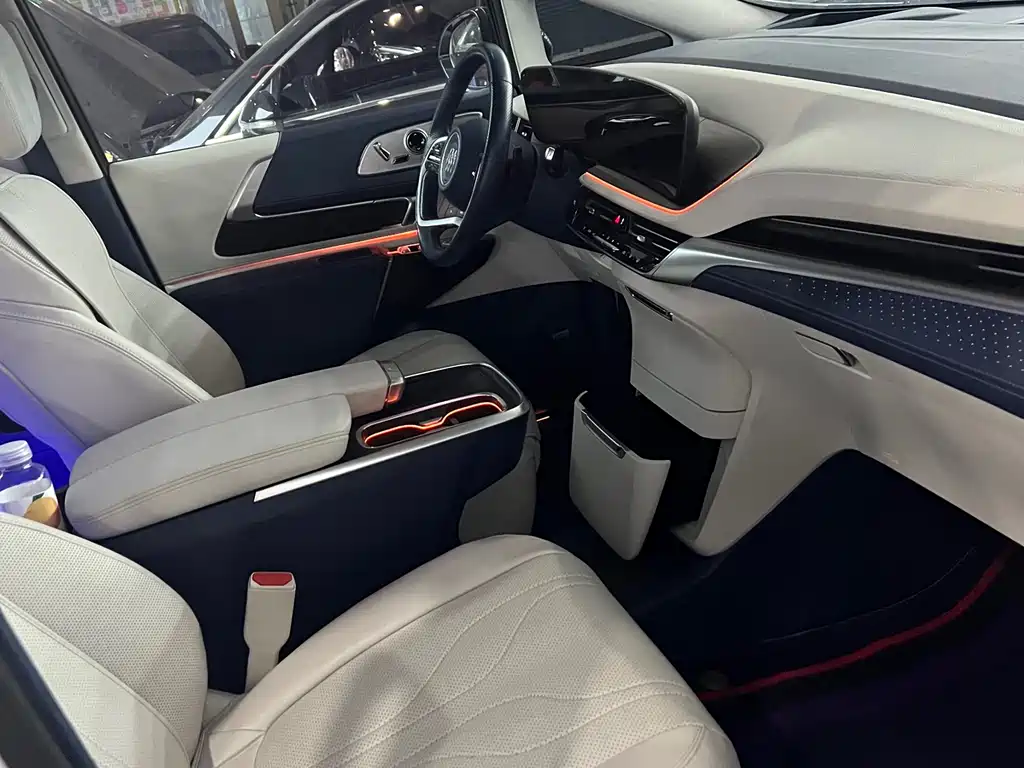 Buick Century 2023 2.0T мест